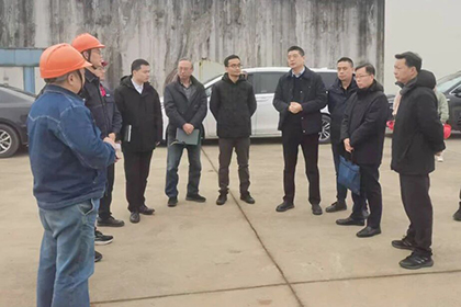 1770597303233203.jpg 市经信局到西区调研.jpg